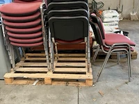 Stoffen stapelstoelen (15x) - afbeelding 1 van  5