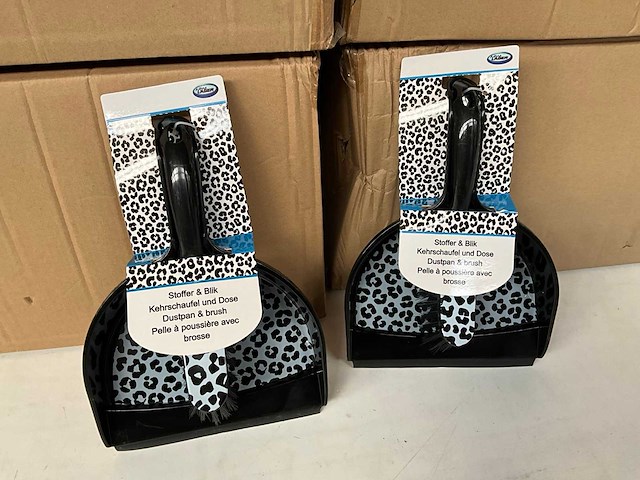 Stoffer en blik met panterprint kunststof (48x) - afbeelding 2 van  5