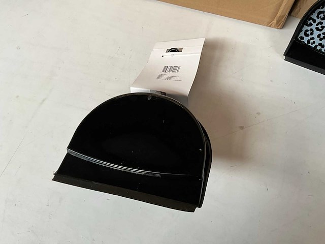 Stoffer en blik met panterprint kunststof (48x) - afbeelding 4 van  5