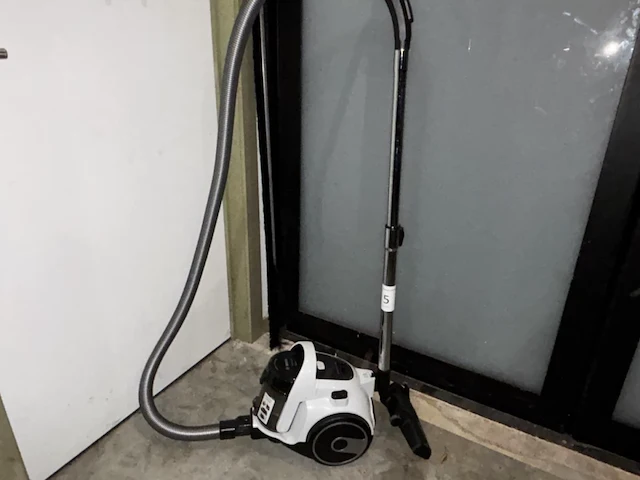 Stofzuiger bosch serie 2 - afbeelding 1 van  4