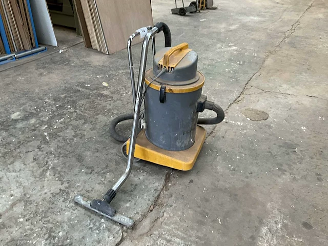 Stofzuiger ghibli wd400 - afbeelding 1 van  4