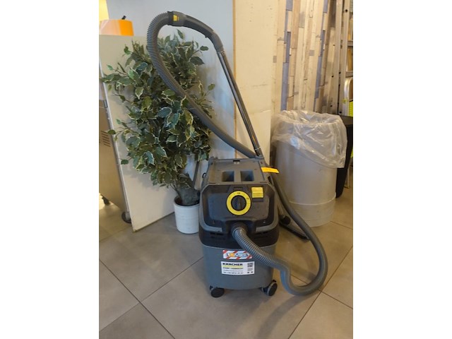 Stofzuiger kärcher - afbeelding 1 van  4