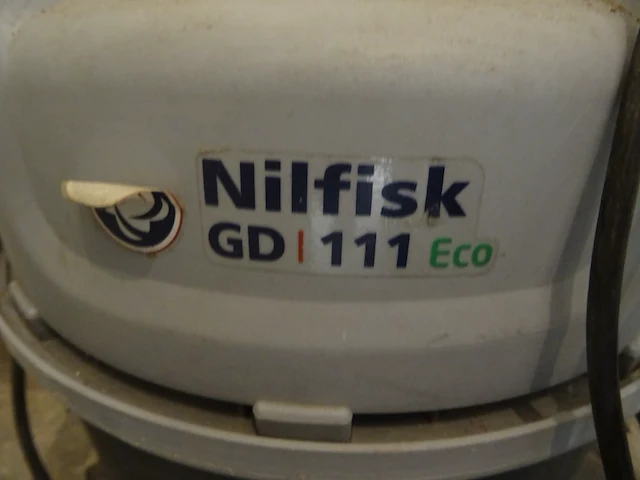 Stofzuiger nilfisk - afbeelding 2 van  3