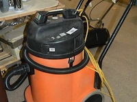Stofzuiger ook voor water - afbeelding 1 van  9