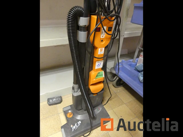 Stofzuiger taski tr5.38 - afbeelding 2 van  6