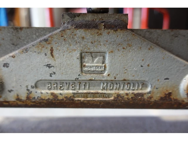 Stone cutter brevette montolit - afbeelding 3 van  3