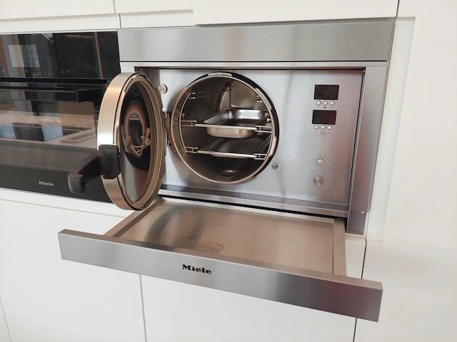 Stoomoven miele pgd4635 - afbeelding 4 van  6