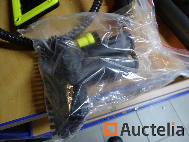 Stoomreiniger karcher sc 5 (reinigen vanaf nieuw) - afbeelding 12 van  14