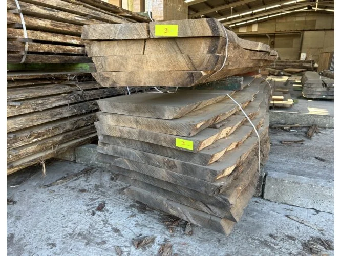 Stopzetting schrijnwerkerij - hout - stock - natuursteen