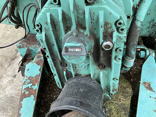 Storti bulldog voermengwagen - afbeelding 19 van  19