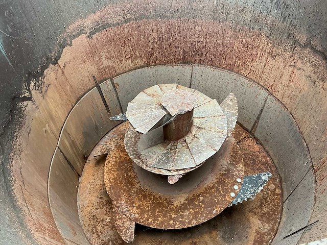 Storti voermengwagen - afbeelding 2 van  11