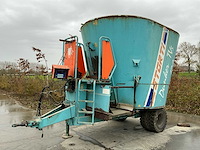 Storti voermengwagen - afbeelding 1 van  11
