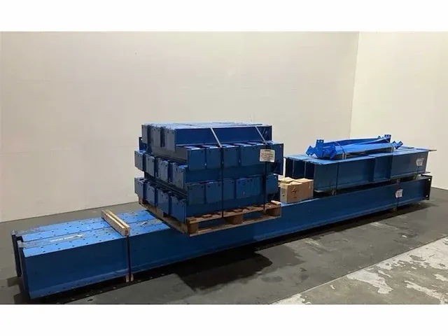 Stow draagarmstelling dubbelzijdig , lengte 4500 mm, hoogte 5700 mm , diepte 1000 mm 8 niveaus occasie - afbeelding 1 van  4