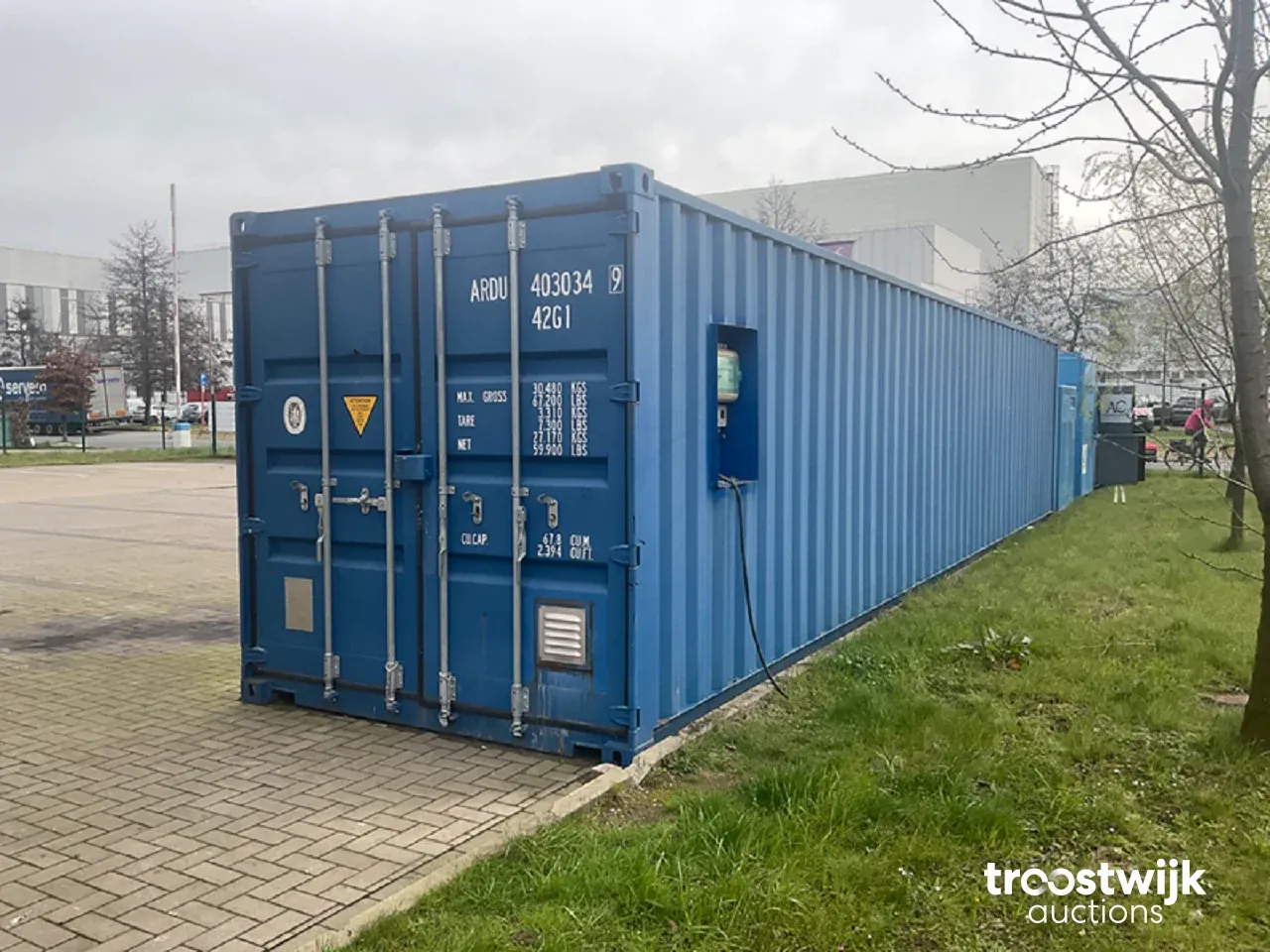 Straalapparatuur, rollend materieel en containers wegens faillissement