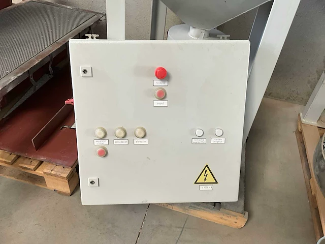 Straaltechniek straal recuperatie systeem - afbeelding 6 van  21