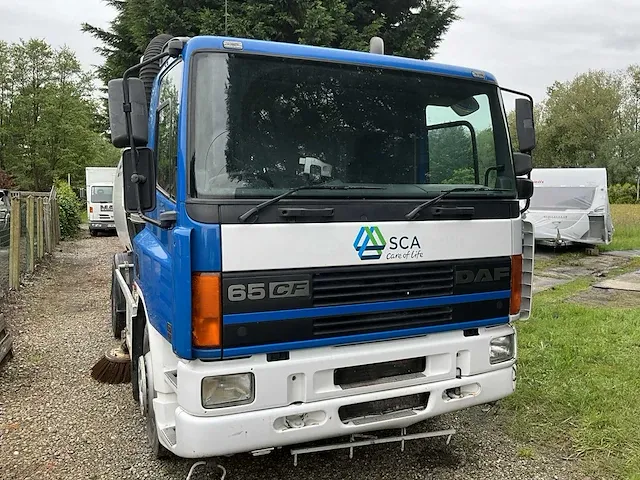 Straatveegmachine daf cf210 - afbeelding 12 van  35