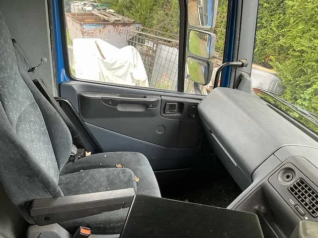 Straatveegmachine daf cf210 - afbeelding 25 van  35