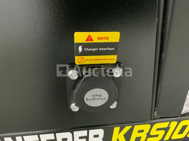 Straatveegmachine kremer krs100 - afbeelding 12 van  25