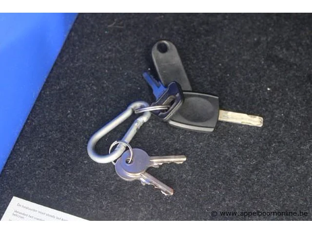 Straatveegmachine ravo 540, bj 2015, chassisnummer xl95f6hb7fa020382, veeguren 3726, inschrijvingsbewijs i+ii, gelijkvomigheidsattest - afbeelding 10 van  18