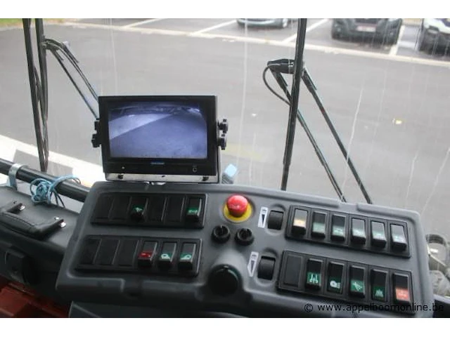 Straatveegmachine ravo 540, datum 1ste inschrijving 18/8/2016, chassisnummer xl95f6cb5ga020244, veeguren 2862, inschrijvingsbewijs i+ii, gelijkvormigheidsattest, zichtbare schade wo carroserie - afbeelding 12 van  15