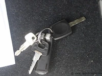 Straatveegmachine ravo 540, datum 1ste inschrijving 22/5/2015, chassisnummer xl95f6hb1fa020135, veeguren 4486, gelijkvormigheidsattest i+ii, gelijkvormigheidsattest, zichtbare schade wo carroserie - afbeelding 7 van  15