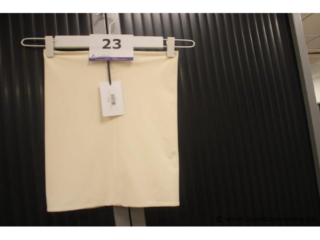 Strapless topje reyem maat xs - afbeelding 1 van  2