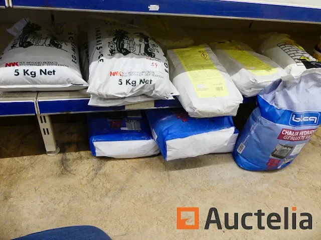 Strijkijzer sulfaat, gebluste kalk, bereide mortel - afbeelding 1 van  7