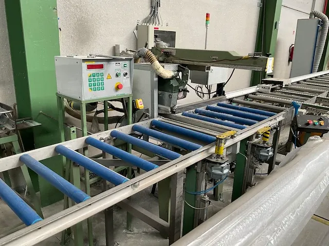 Stromab afkortcirkelzaagmachine - afbeelding 1 van  3