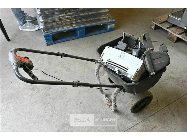 Strooiwagentje-ventilator-verstralers - afbeelding 2 van  3