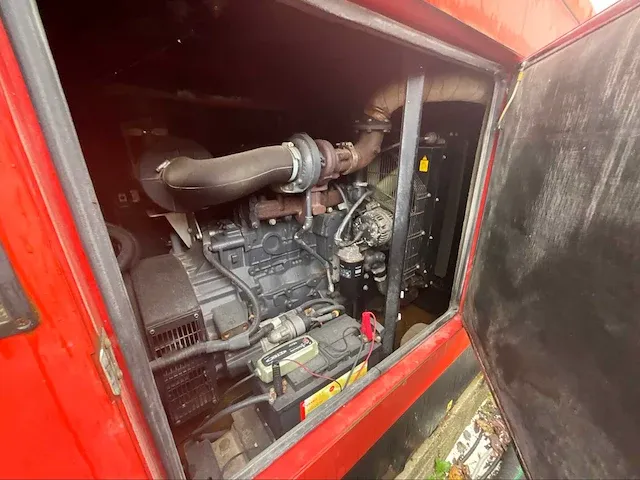 Stroomgenerator 75 kva, 2010 - afbeelding 2 van  4