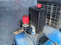 Stroomgenerator en luchtcompressor - afbeelding 4 van  14