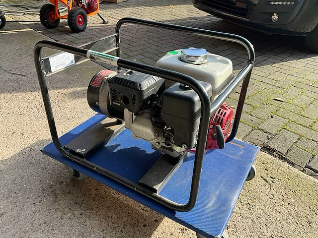 Stroomgenerator europower ep3300 - afbeelding 1 van  6