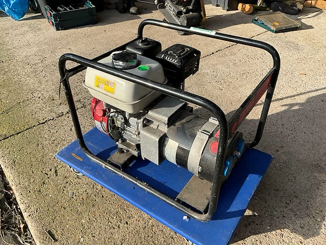 Stroomgenerator europower ep3300 - afbeelding 3 van  6