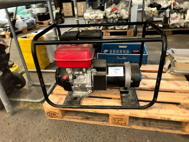 Stroomgenerator honda - afbeelding 1 van  5