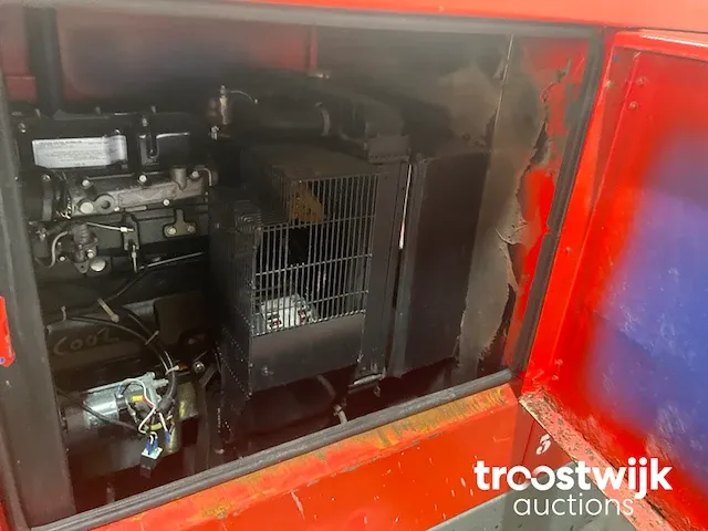 Stroomgenerator - afbeelding 9 van  10