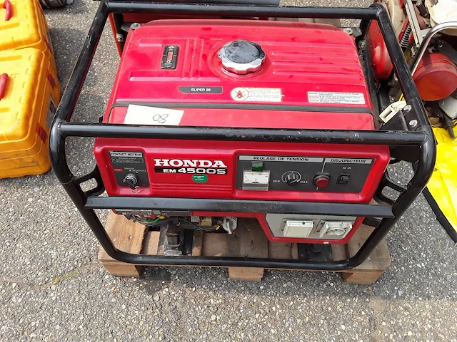Stroomgroep honda em4500s - afbeelding 1 van  2