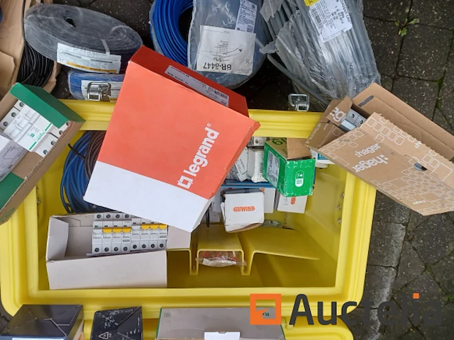 Stroomonderbrekers, kabels, stortkokers en accessoires - afbeelding 13 van  19