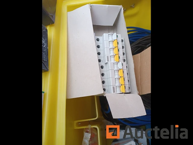 Stroomonderbrekers, kabels, stortkokers en accessoires - afbeelding 15 van  19