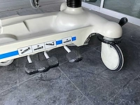 Stryker 1001 stretcher mobiel ziekenhuisbed - afbeelding 2 van  8
