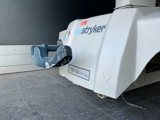 Stryker 1015 stretcher mobiel ziekenhuisbed - afbeelding 4 van  9