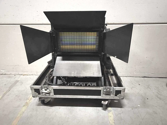 Studio due - citycolor 2500 - outdoor gevelspot - afbeelding 1 van  6