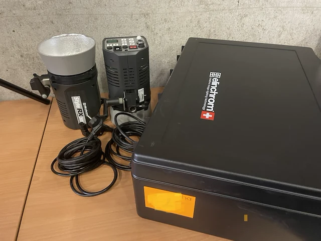 Studioflitser set elinchrom - afbeelding 18 van  23