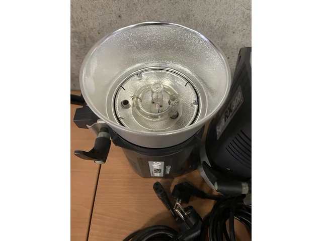 Studioflitser set elinchrom - afbeelding 20 van  23