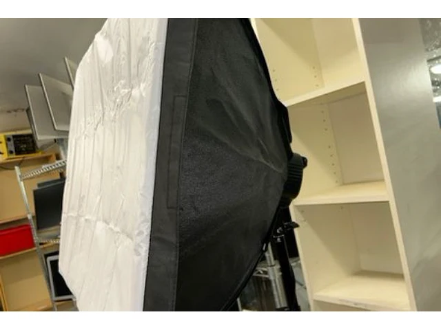 Studiolamp op statief - afbeelding 3 van  4