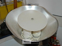 Studioverlichting met een softbox en twee spiraalvormige fluorecentielampen - afbeelding 3 van  4