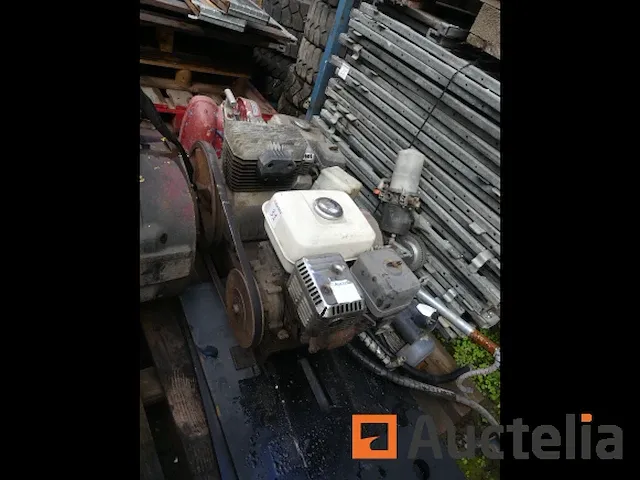 Stukken mechanische - afbeelding 1 van  2