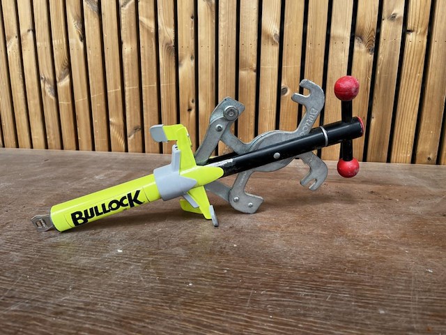 Stuurslot bullock - afbeelding 1 van  2