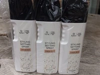 Styling spray - afbeelding 1 van  3