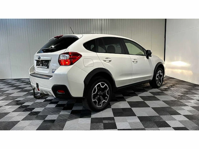 Subaru - xv - 2.0d - personenauto - afbeelding 12 van  43