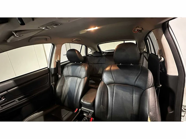 Subaru - xv - 2.0d - personenauto - afbeelding 26 van  43